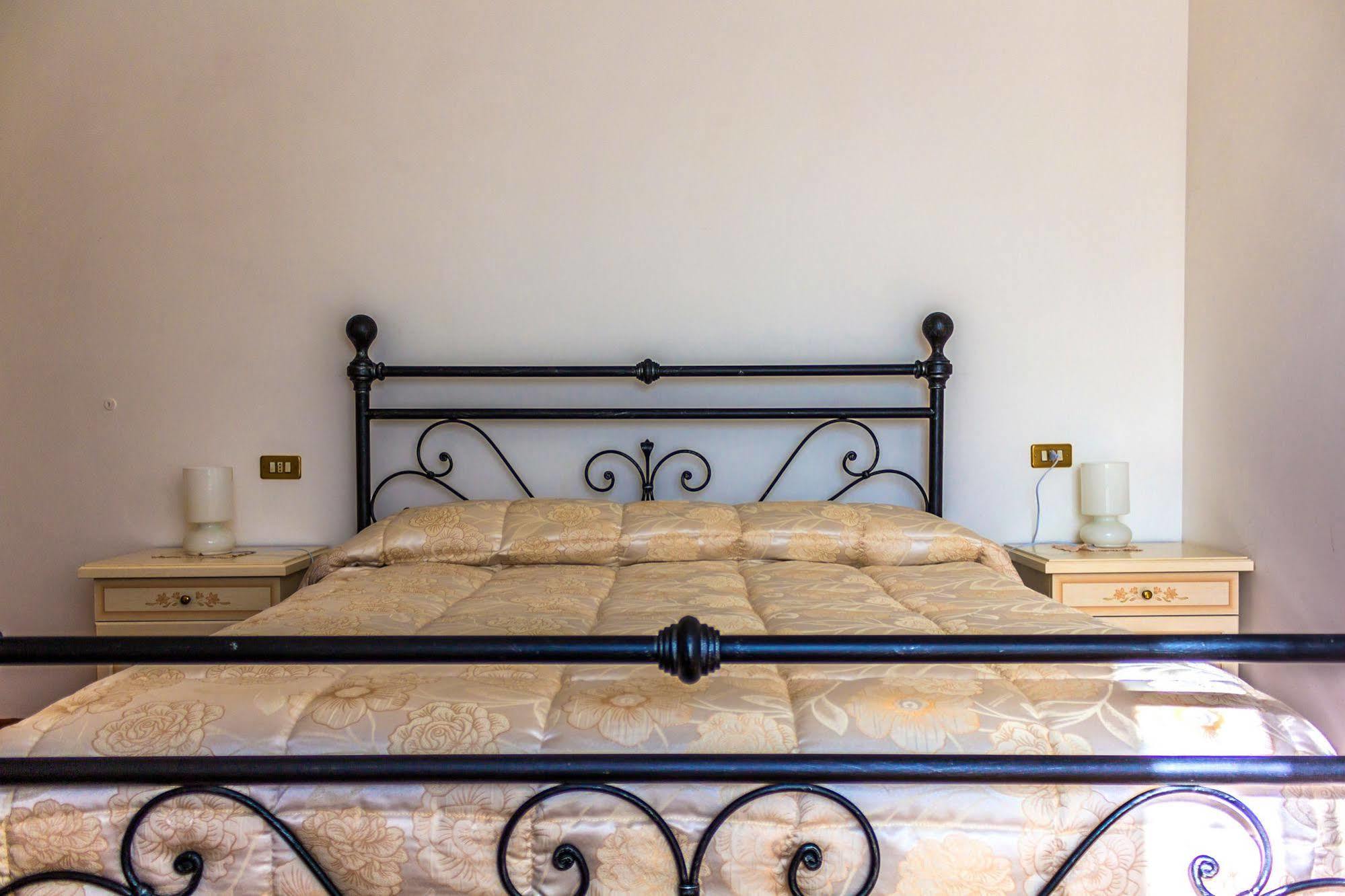 Bed and Breakfast Le Monachette Ascoli Piceno Exterior foto